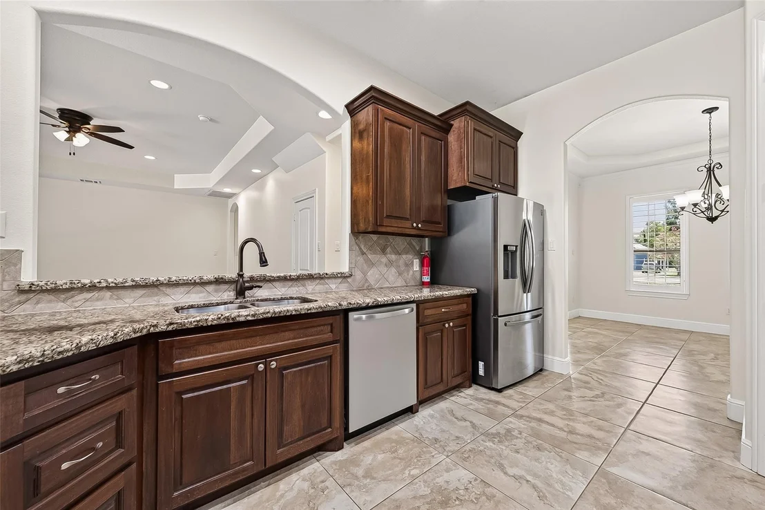 Photo of 22040 Robins Road