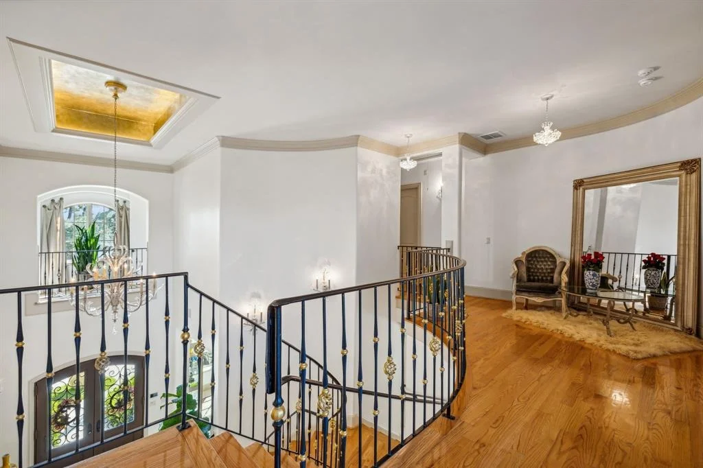 Photo of 5642 Terwilliger Way