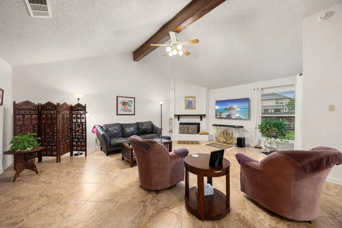 Photo of 2306 Townhall Lane
