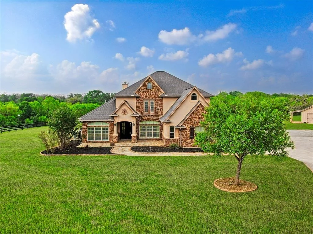 Photo of 5202 Cowan Road