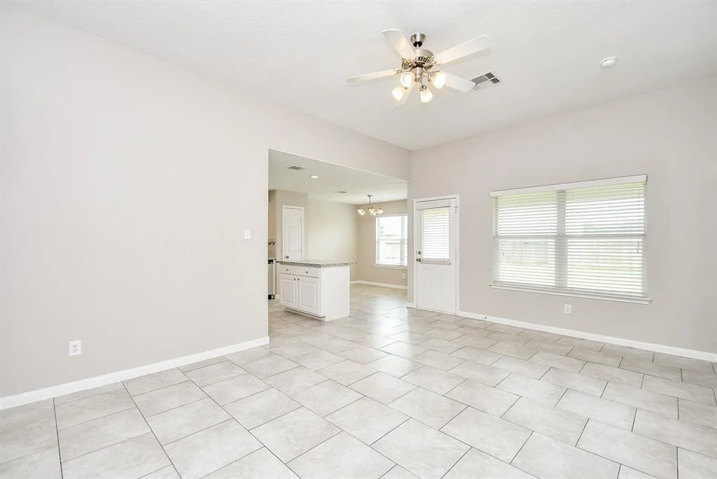 Photo of 7119 White Willow Lane