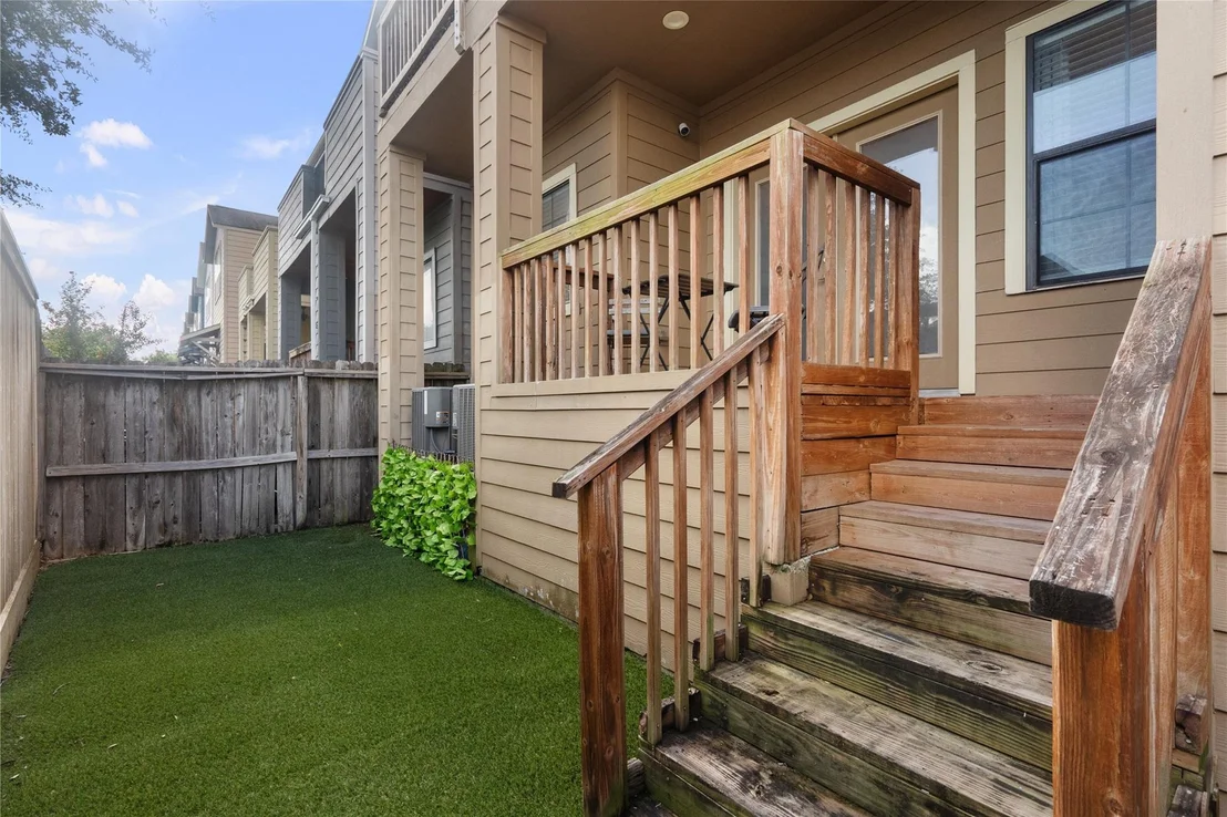 Photo of 4656 Cornish Street