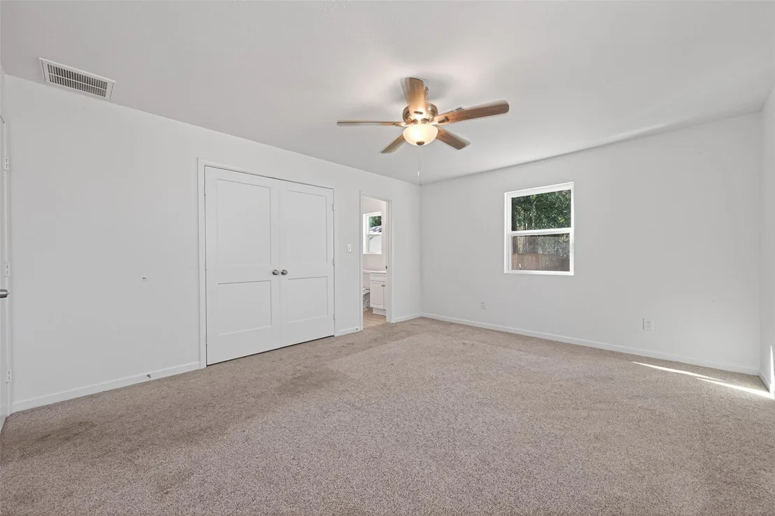 Photo of 170 Walter Drive