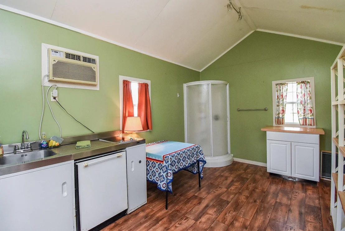 Photo of 2101 Meadow Lane