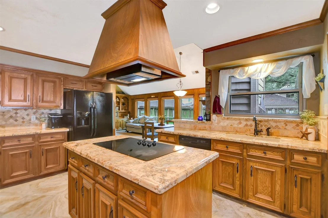 Photo of 15611 Birchview Drive