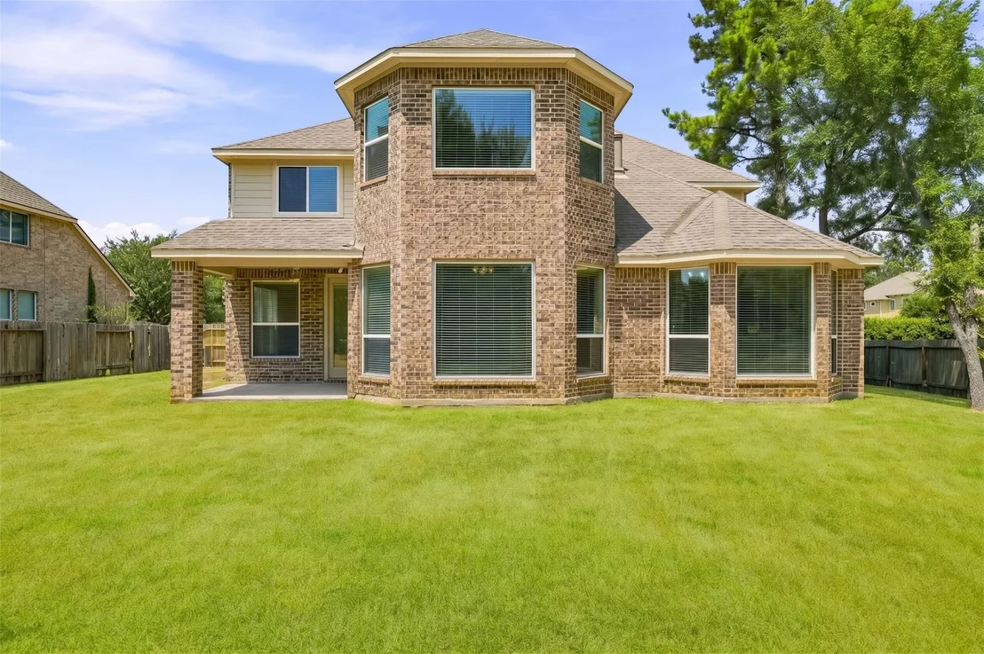 Photo of 3396 Wooded Lane