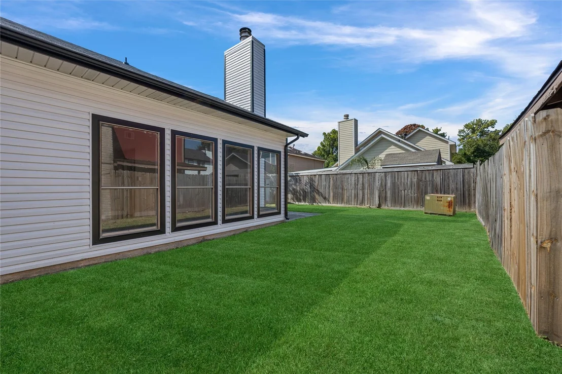 Photo of 8711 Wild Basin Drive