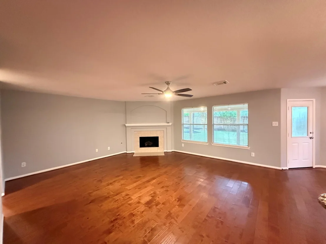 Photo of 19522 Fernhaven Drive