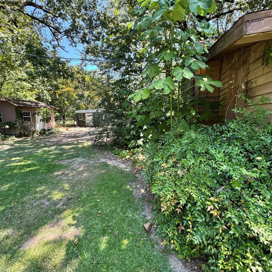 Photo of 203 Roosevelt Road