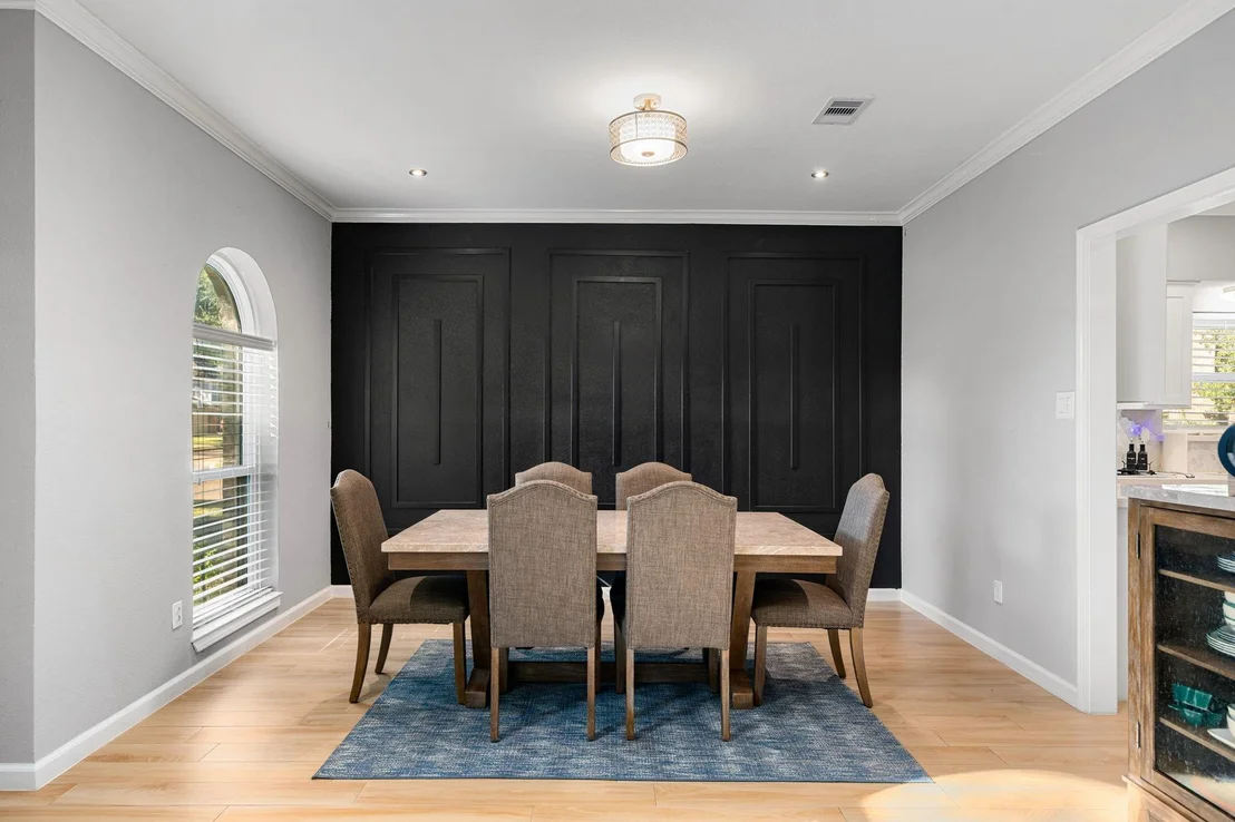 Photo of 5338 Holly View Drive