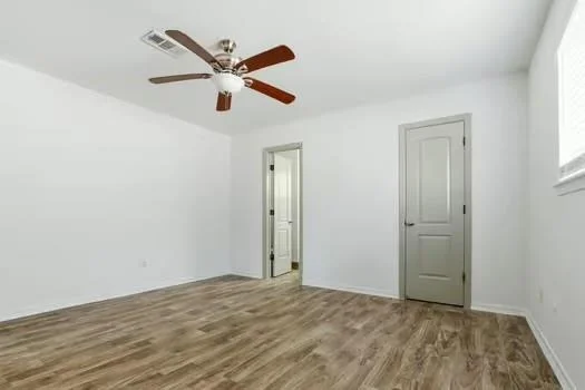 Photo of 703 Reseda Drive