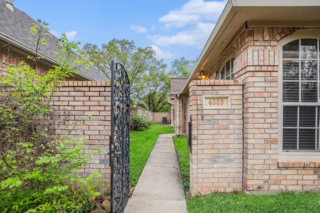 Photo of 4069 Heathersage Drive