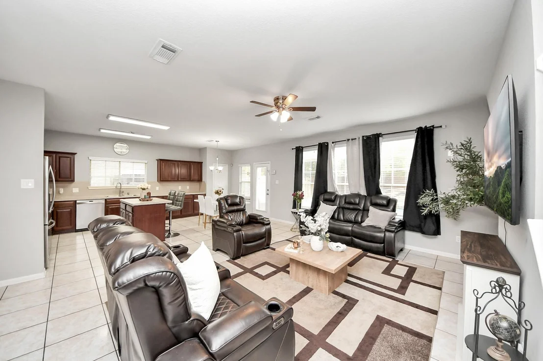 Photo of 1315 Chalk Rock Drive