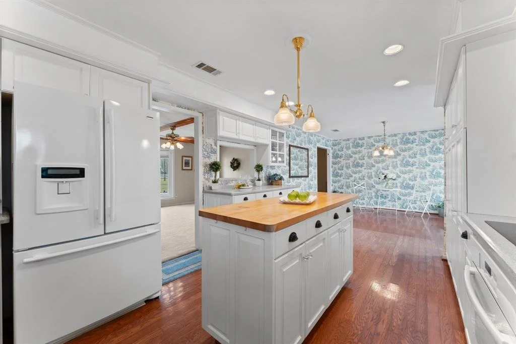 Photo of 2300 Sciaaca Road