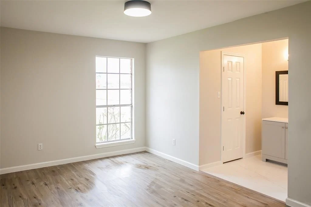 Photo of 1222 Lynn Lane