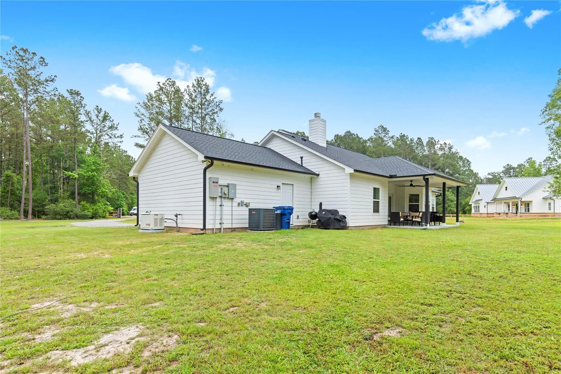 Photo of 21202 Peach Bend