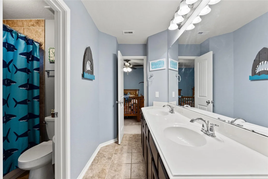 Photo of 4224 Walnut Bend Drive