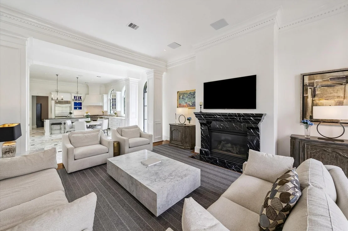 Photo of 24 Crestwood Drive