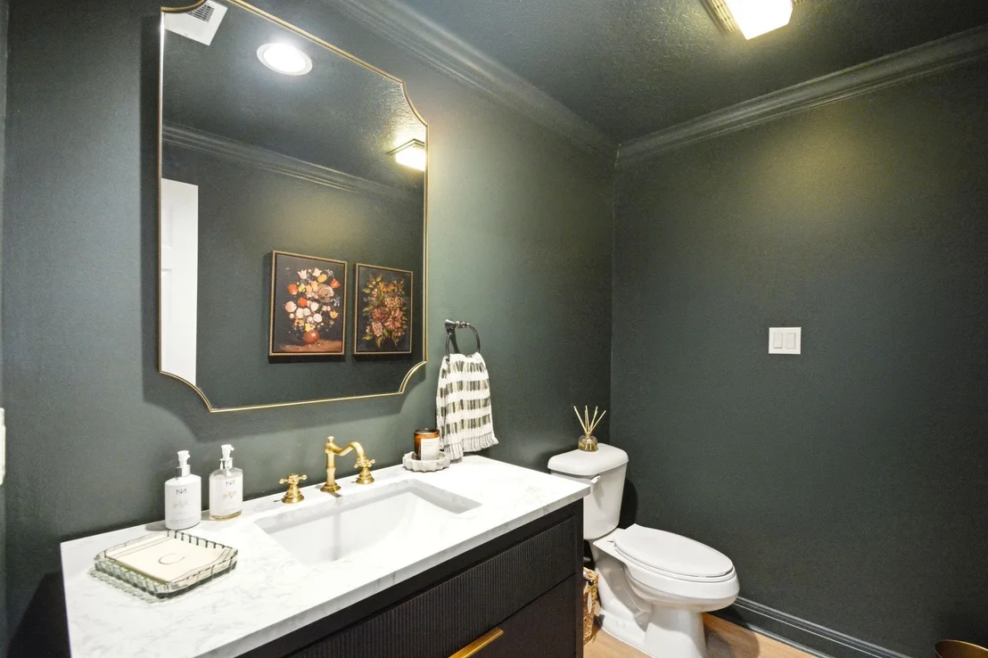 Photo of 1846 Raintree Circle