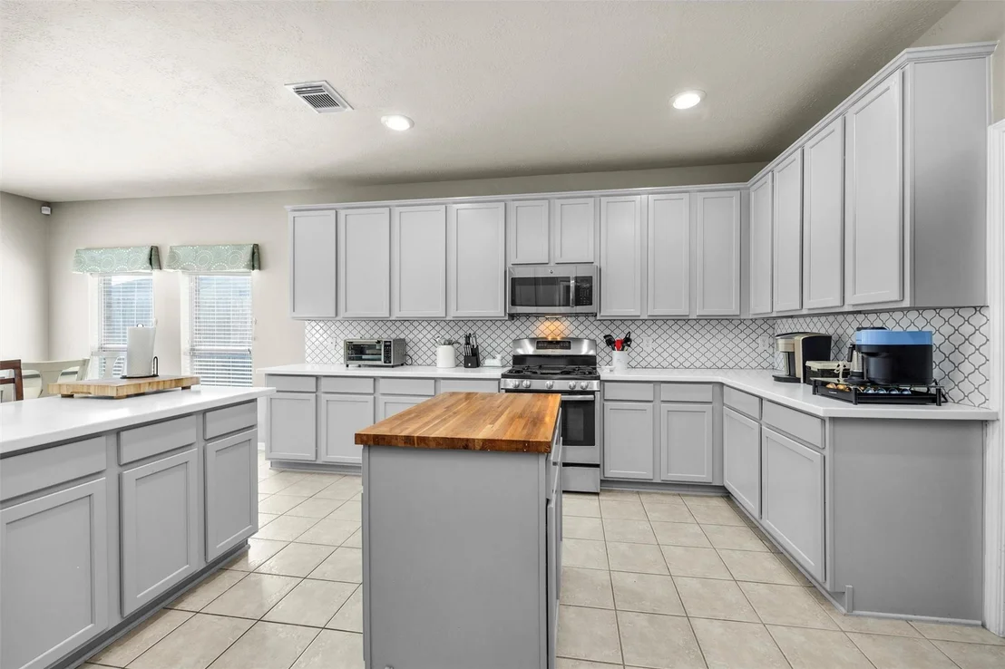 Photo of 3817 Pine Lake Drive