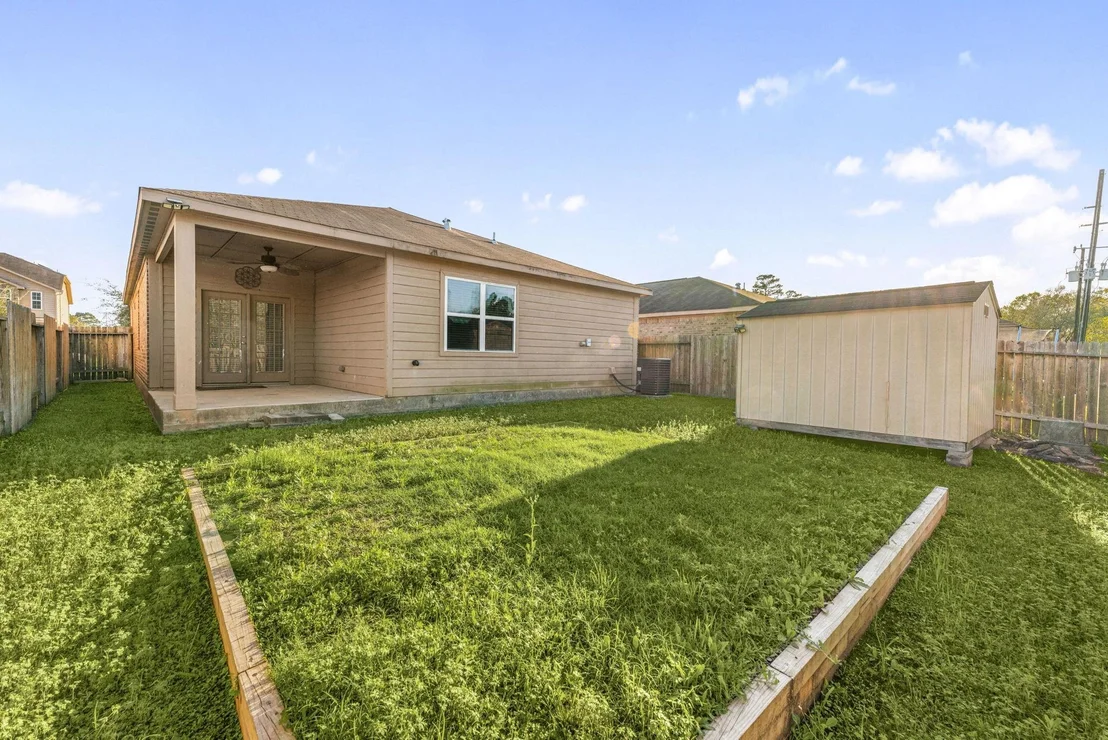 Photo of 12050 Quartersawn Lane