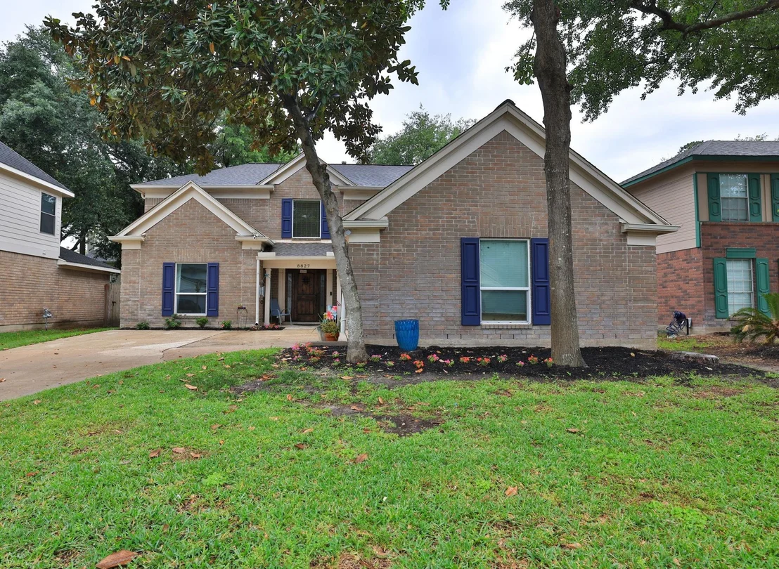 Photo of 8827 Stoney Bend Drive