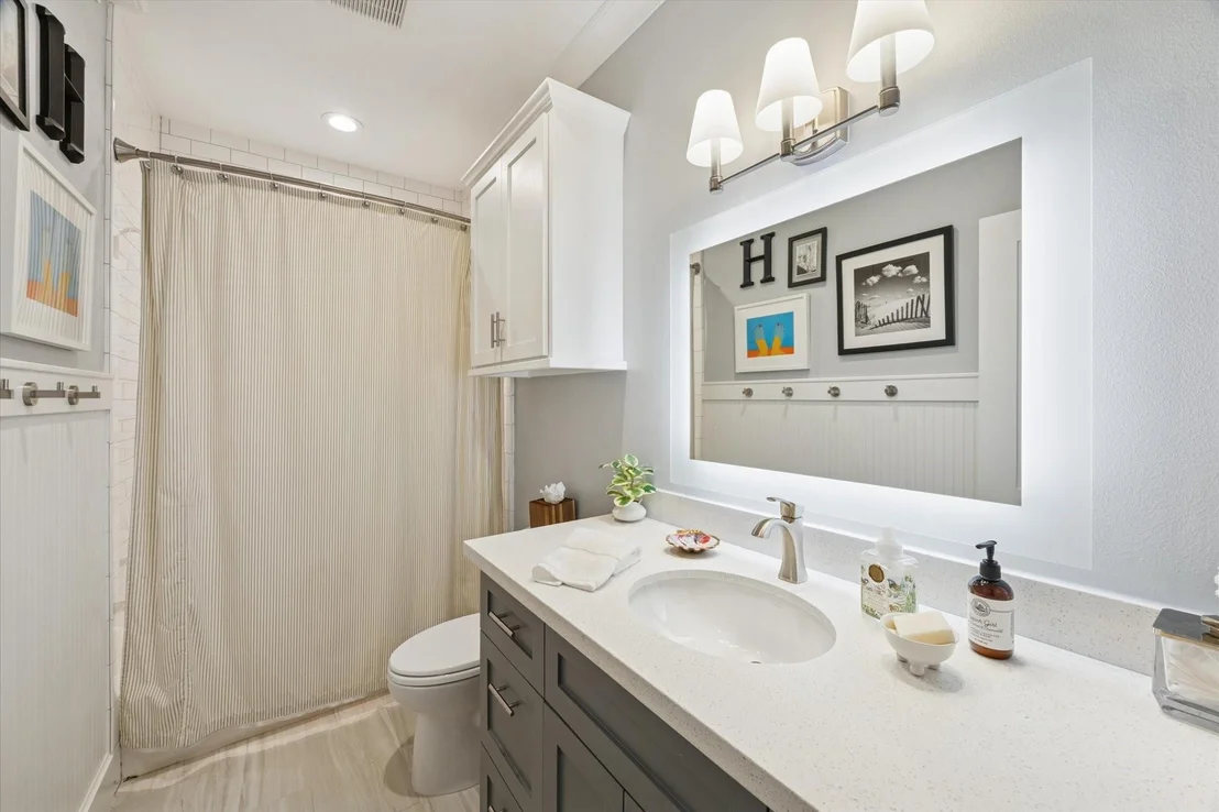 Photo of 3126 Lafittes Point