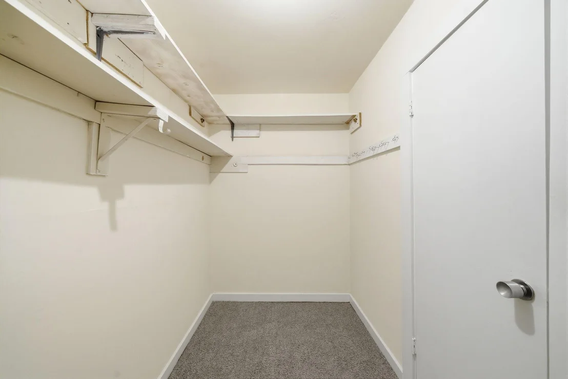 Photo of Unit A at 1107 Jackson Boulevard