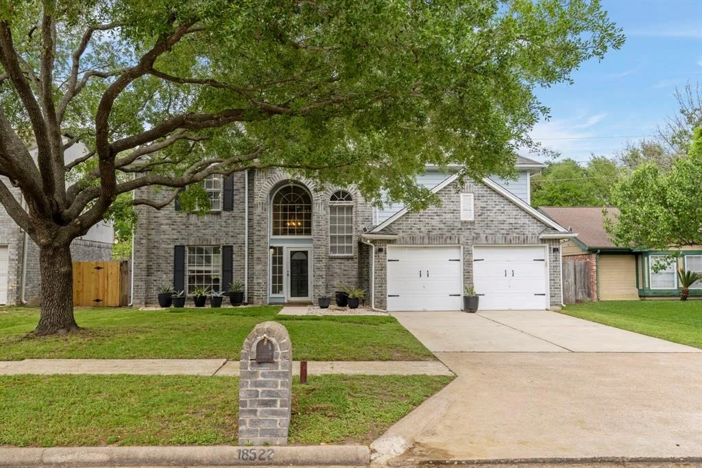Photo of 18522 Islandbreeze Drive