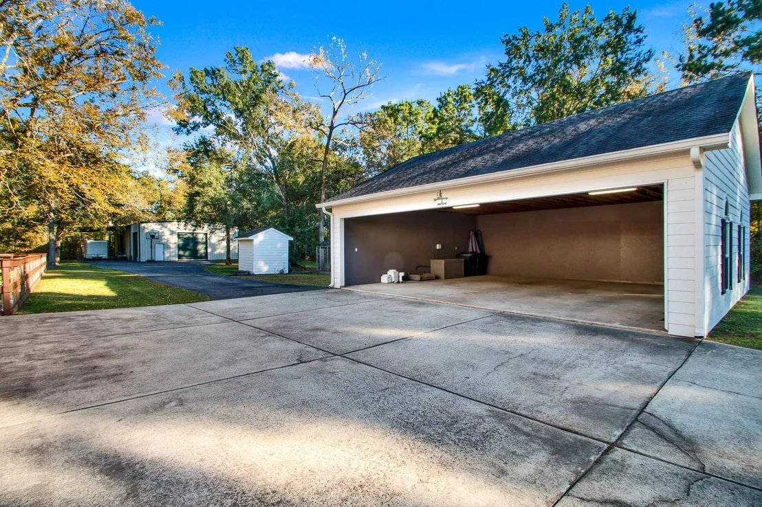 Photo of 33402 Hillside Drive