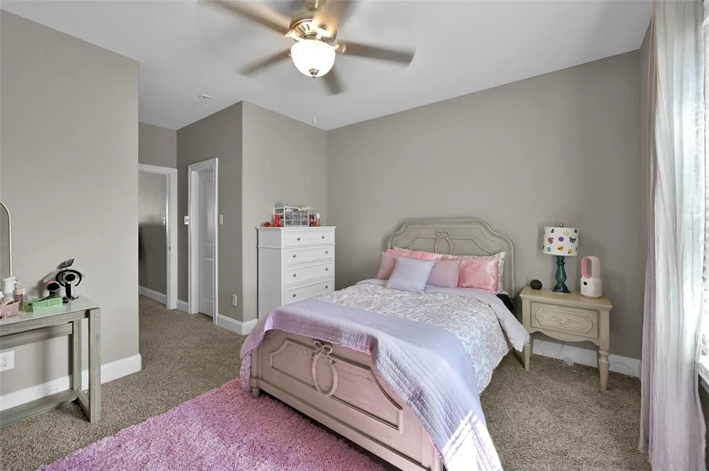 Photo of 18 Woodborough Way