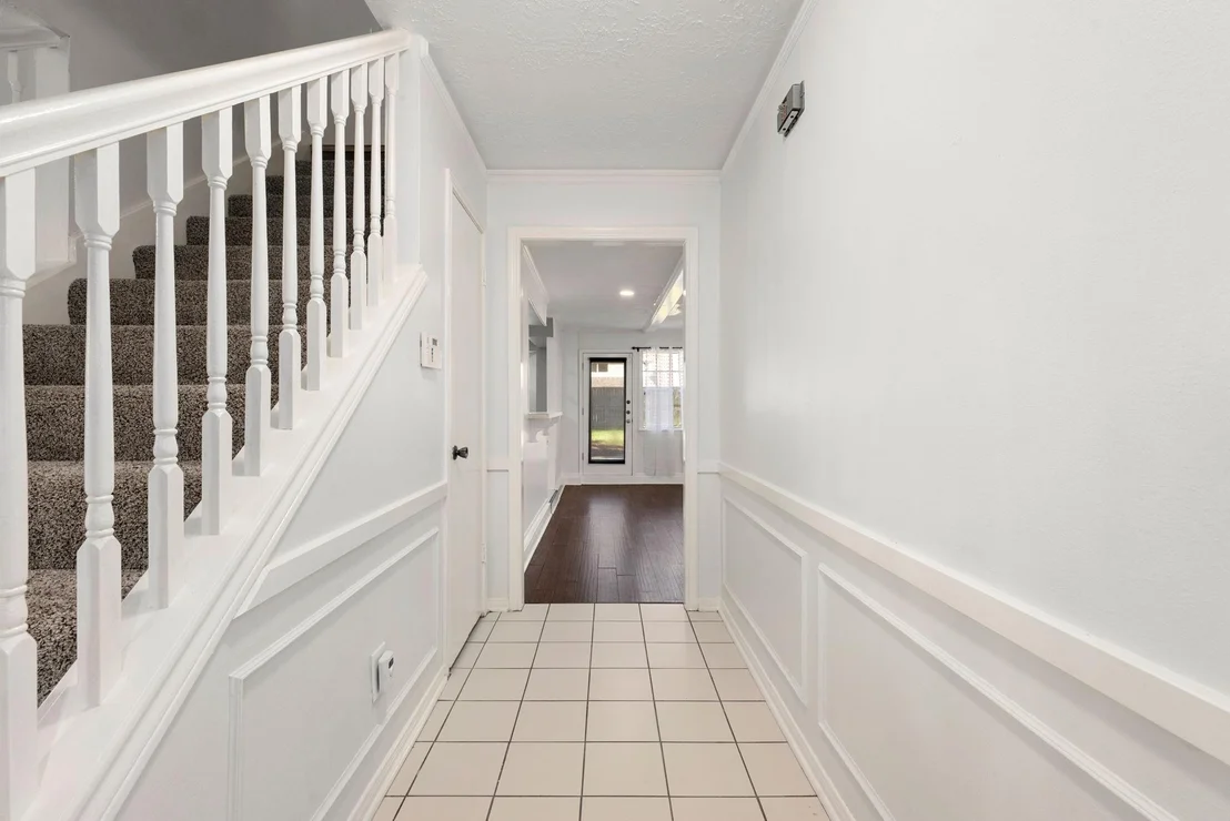 Photo of 5938 Foresthaven Drive