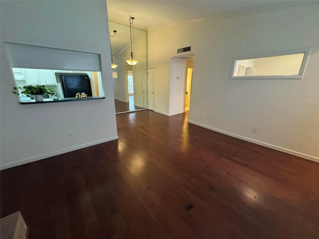 Photo of Unit 2D at 2001 Bering Drive