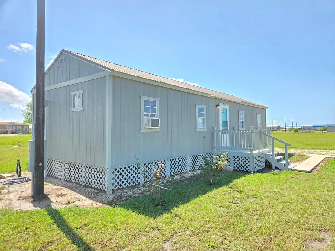 Photo of 167 Piranha Drive