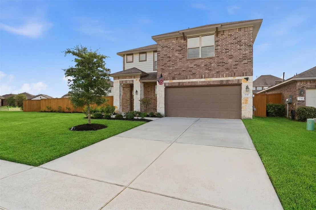 Photo of 2130 Shellbark Way