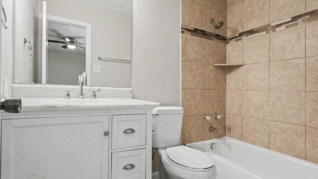 Photo of 28603 Islington Drive