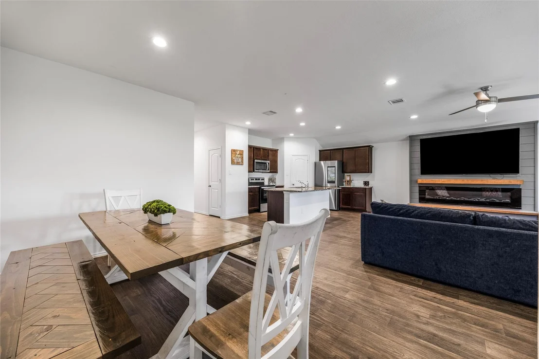 Photo of 2906 Roman Forest Boulevard