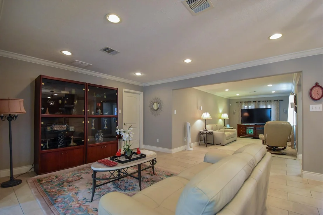 Photo of 9030 Quebec Drive