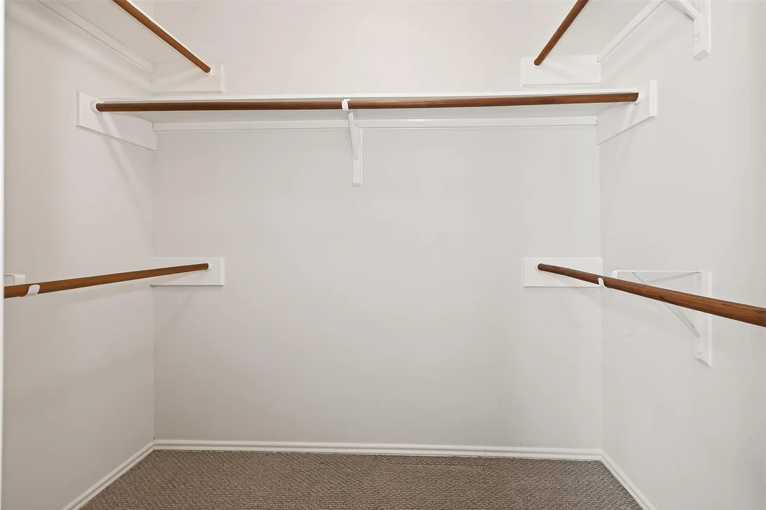 Photo of 11034 Knobbley Oak Court