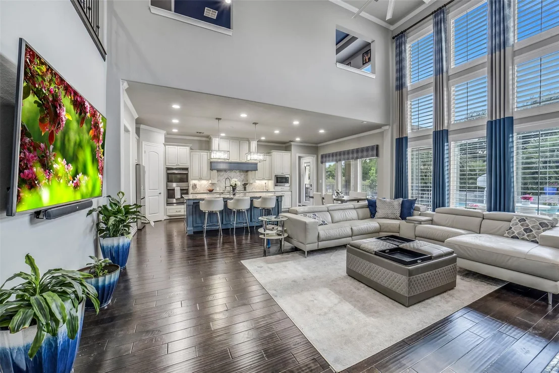 Photo of 2202 Park Ravine Drive