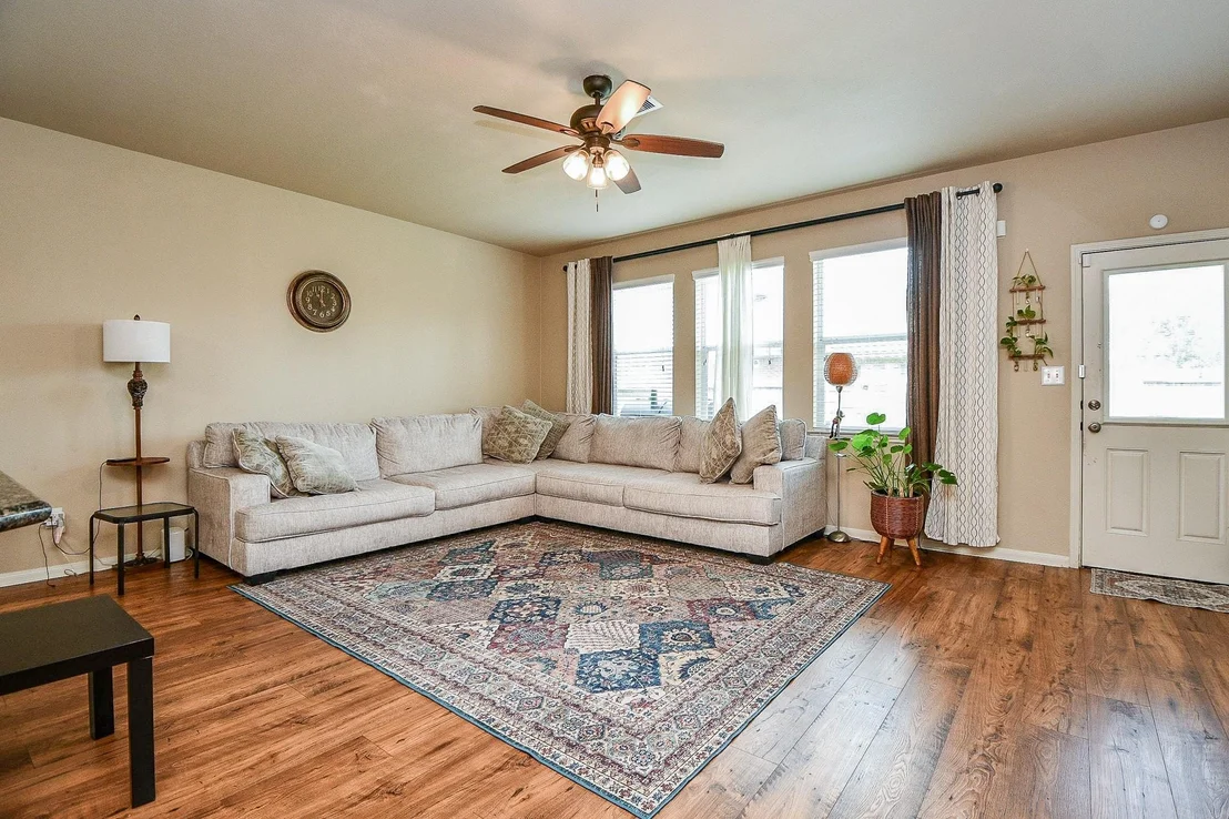 Photo of 5607 Gemstone Park Road