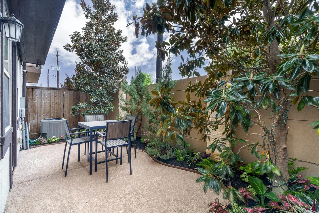 Photo of 1303 Edwinstowe Trail