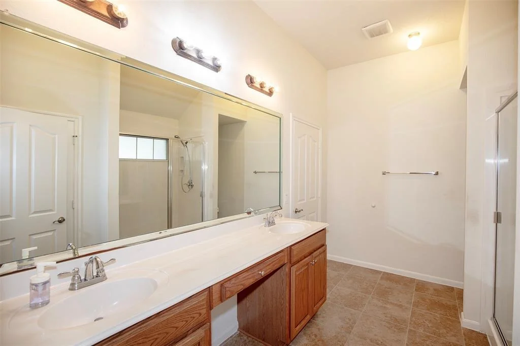 Photo of 2105 Eagar Road