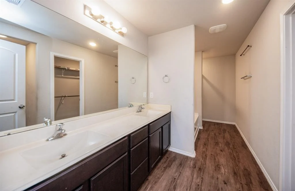 Photo of 5423 Carlisle Grove Trace
