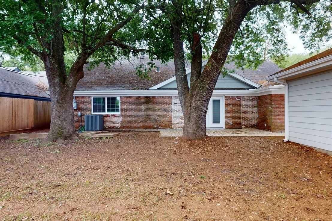 Photo of 2206 Carriage Lane