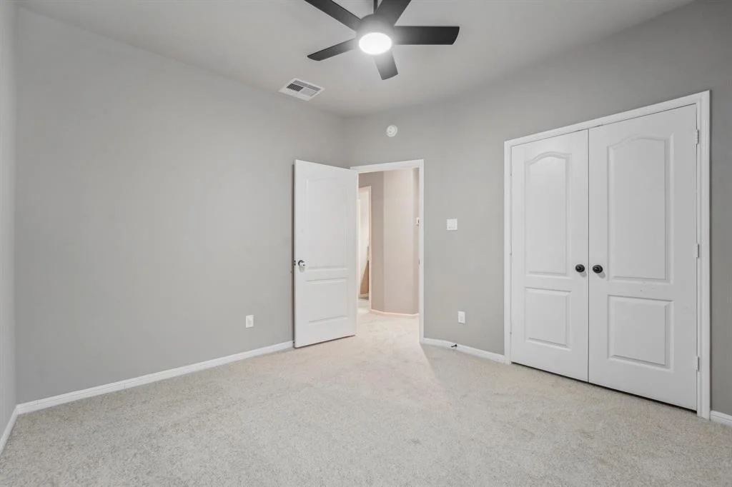Photo of 2125 Mooncrest Drive