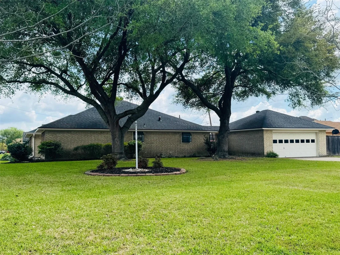 Photo of 7095 Glen Willow Drive
