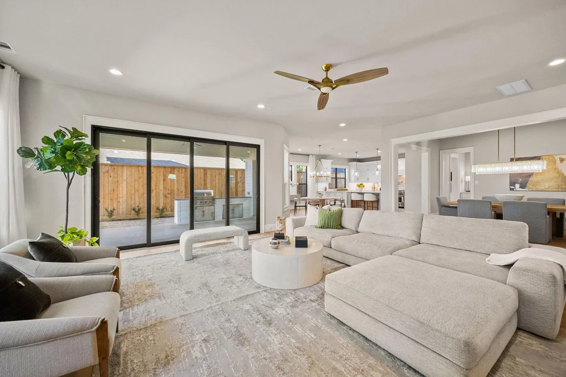 Photo of 4902 Oak Forest Drive