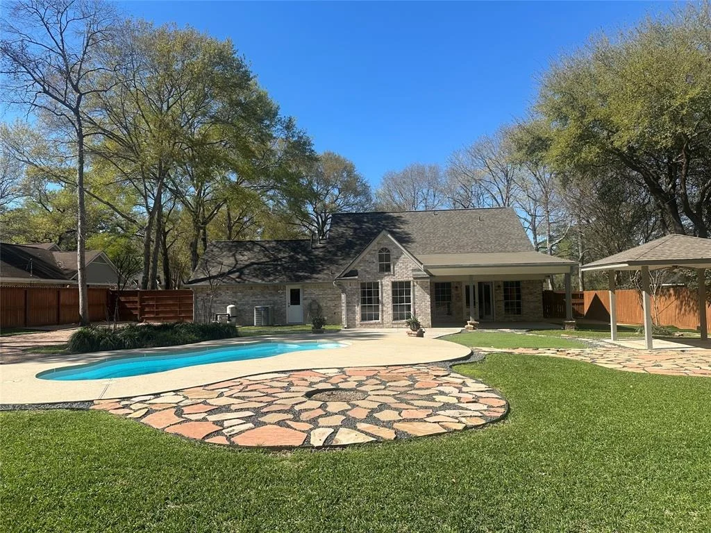 Photo of 2461 Pebblebrook Circle