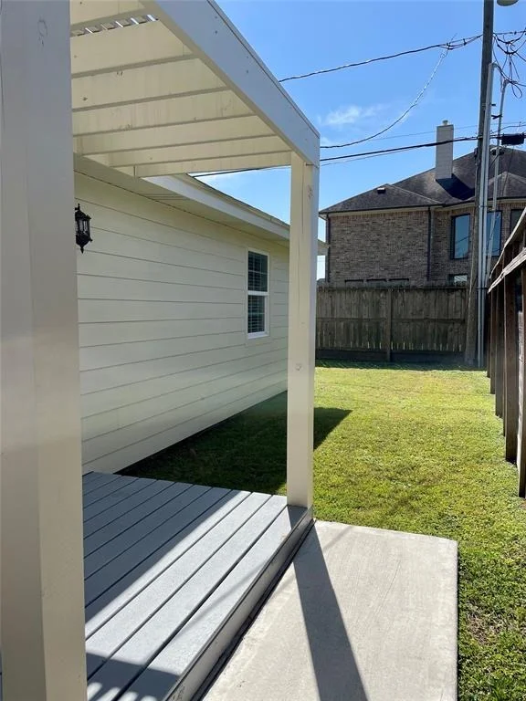 Photo of 1635 Chippendale Road